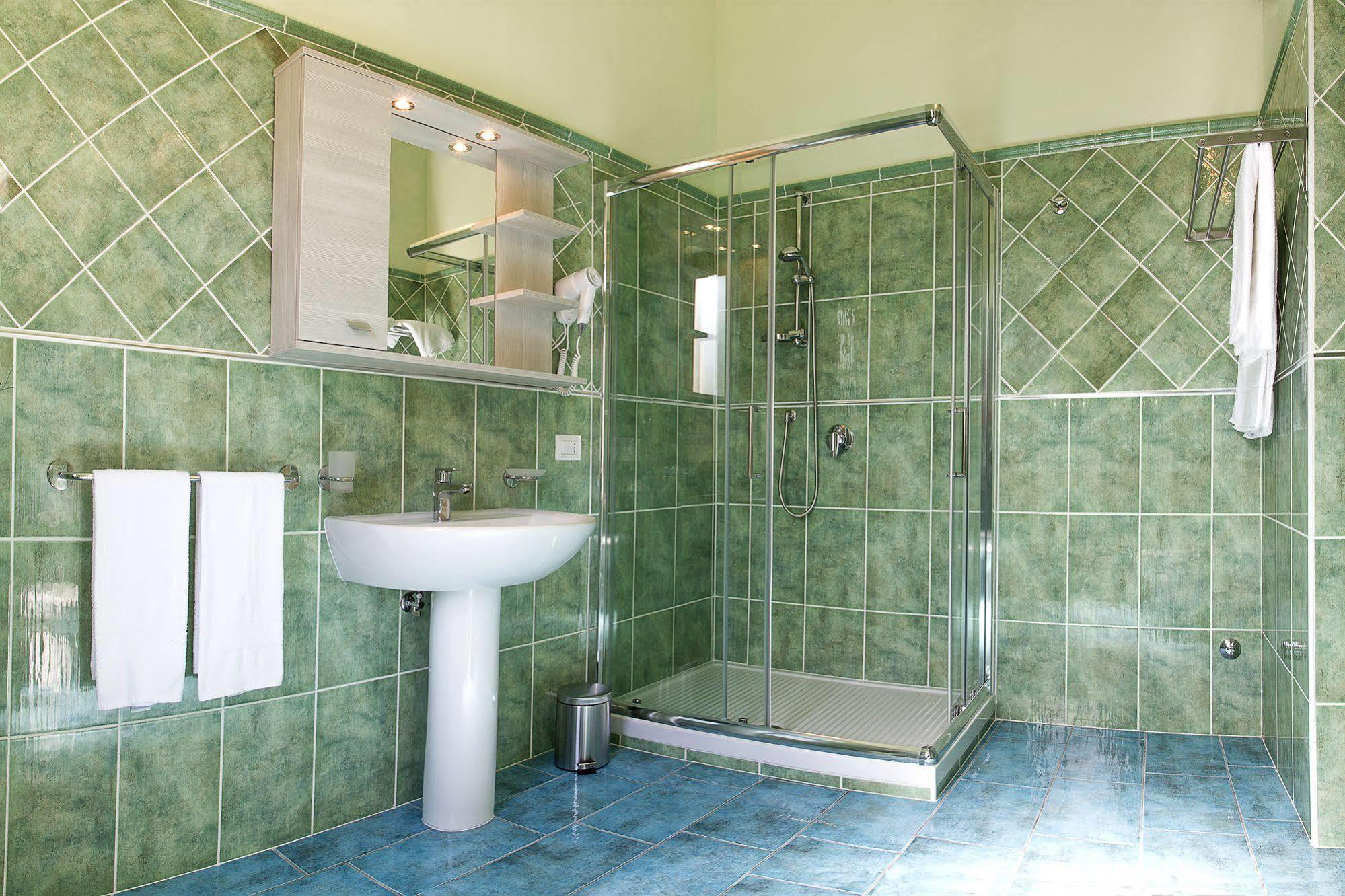 Albergo Stazione Sapri Exterior photo